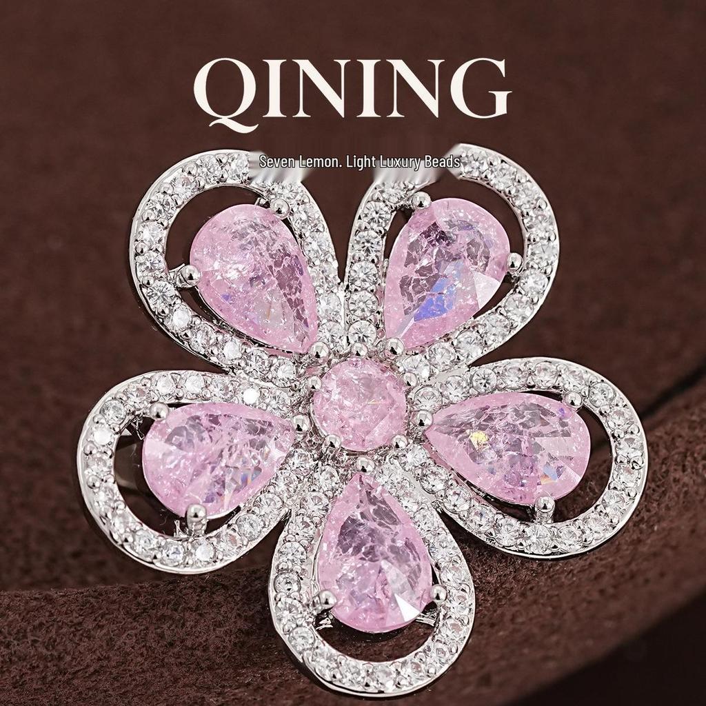 Champs-Élysées Pink Diamond Flower Ring - Elegant Luxury Hand Jewelry for Women