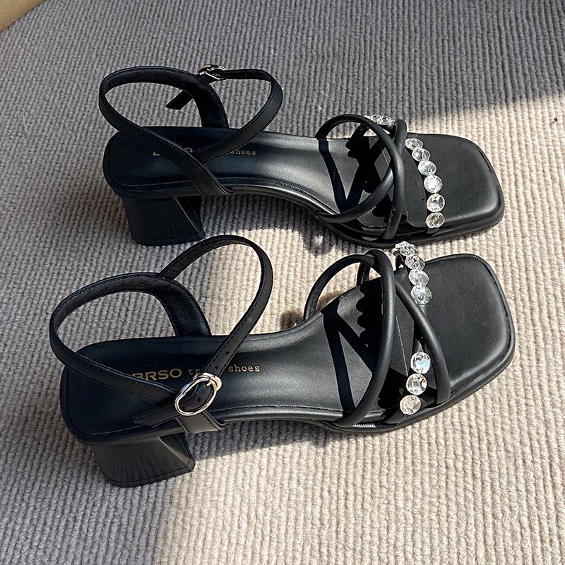 Letní Nové Dámské Sandály na Vysokém Podpatku Francouzský Styl Kamínky Vílí Vzduch Plážové Boty Trendy Jednopáskové Římský Styl Plážové Sandály