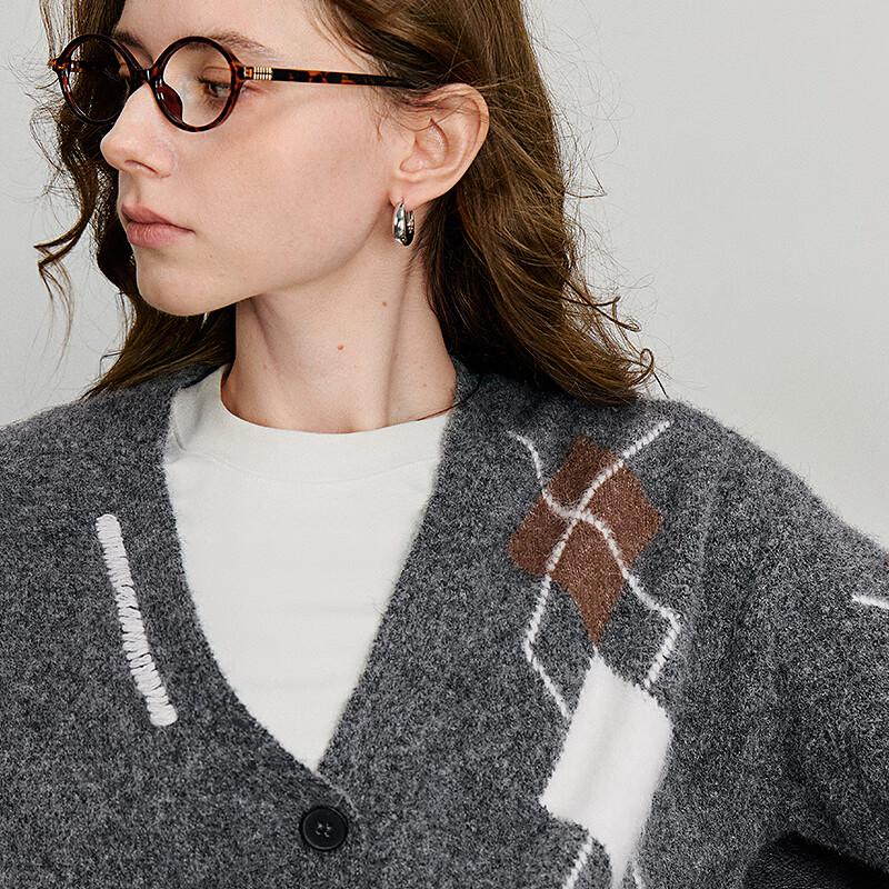 Women's V-Neck Retro Argyle Knitted Cardigan Sweater