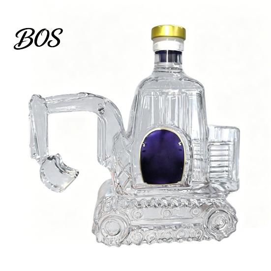 Conversation Starter Decanter Excavator Shape Glass Whiskey Decanter, 3D Vehicle Liquor Bottle with Drip-free Wine Dispenser Stopper, 350ml