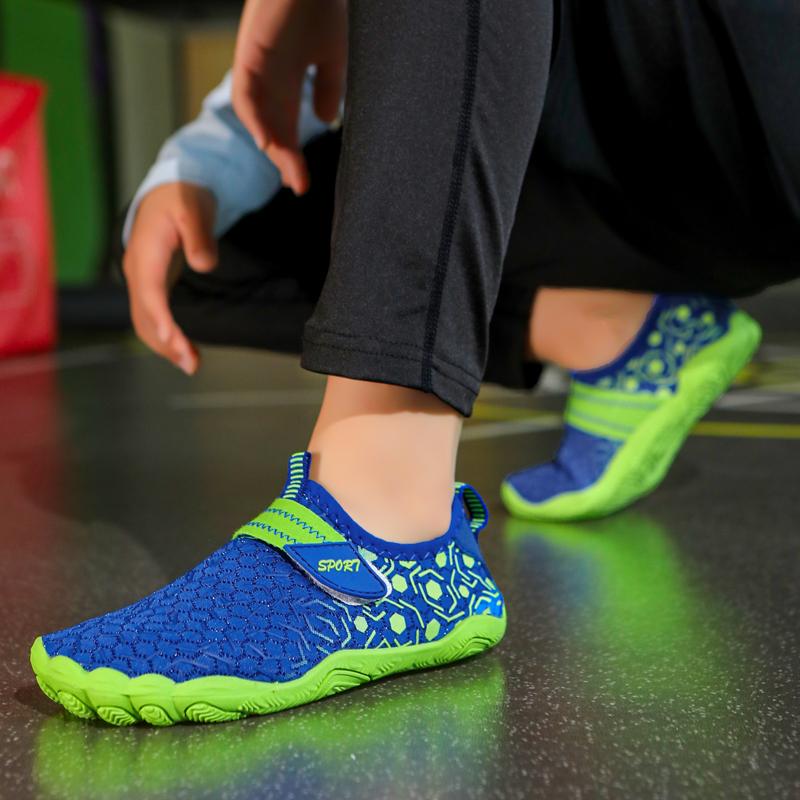 Water Shoes Children'S Beach Footwear Quick-Drying Breathable Barefoot Swimming Water Shoes Outside Athletic Shoes River Waters Boys Girl