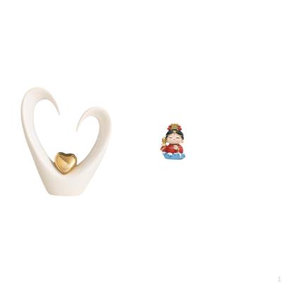 Minimalist Heart Mother Sculpture Resin Figurine Modern Decorative Collectible Statue for Living