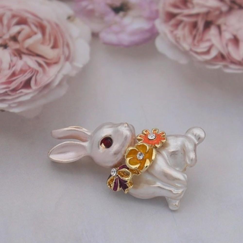 Elegant Rabbit Brooch Zinc Zinc Alloy Easter Enamel Pin New Animal Brooch Wedding