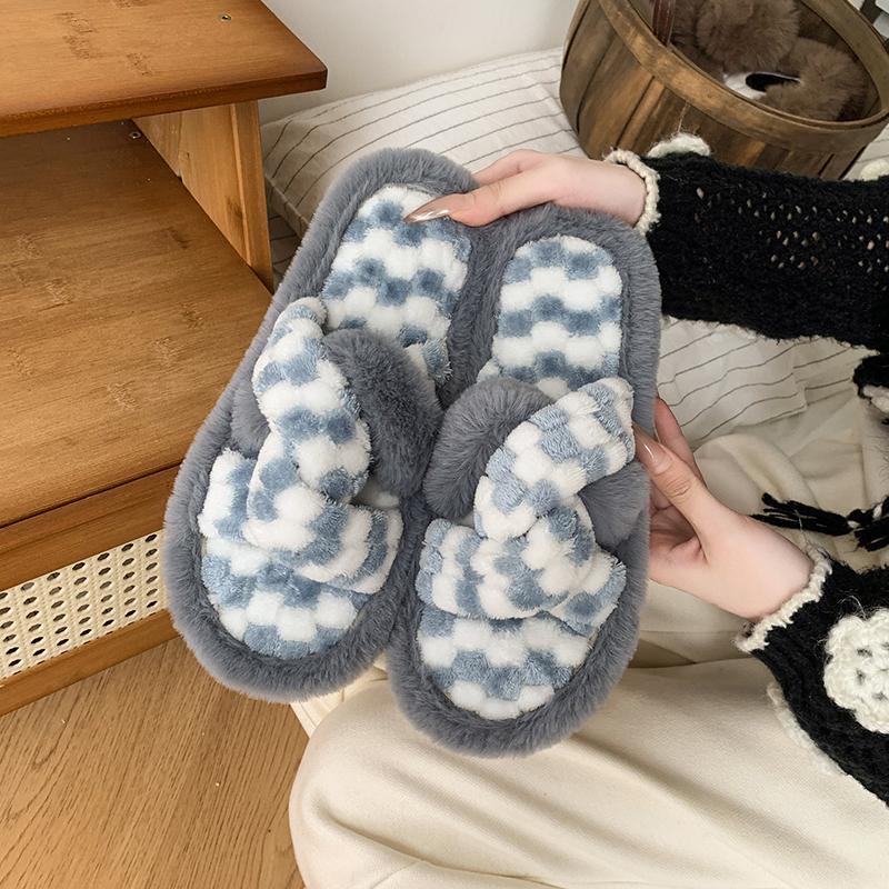 Fashion 2025 New Fashion Fluffy Slippers Women Winter Warm Fur Home Slippers Woman Comfortable Soft Sole Non Slip Indoor Shoes
