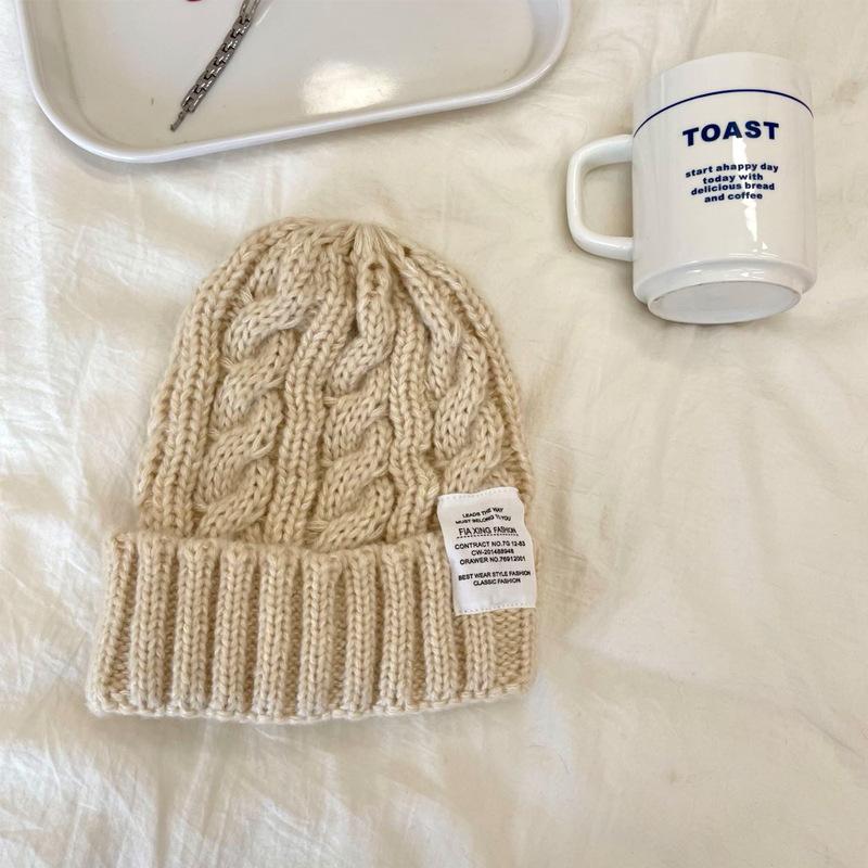 Candy-colored Twist Knitted Hat Cone Top Age-reducing Cute Girl Wool Hat Autumn and Winter Student Warm Ear Hat