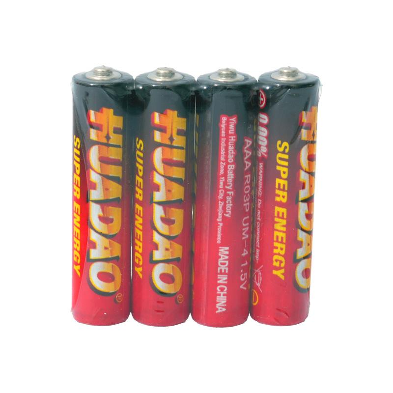 Magnetic Electric Train Engine Toy for Kids - Compatible with All Wooden Tracks