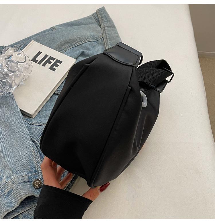 Trendy Korean-Style Nylon Crossbody Dumpling Bag for Women