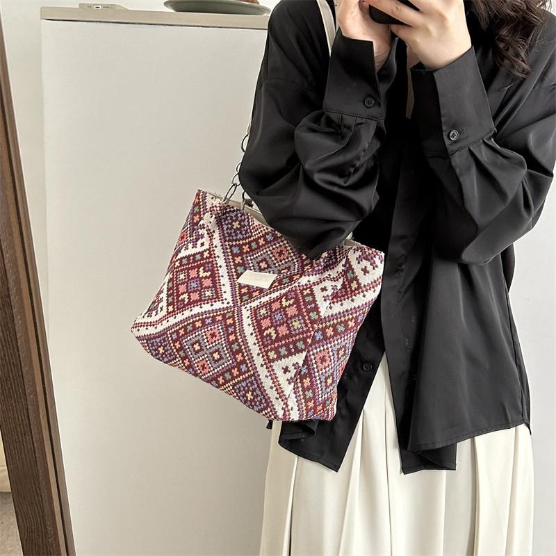 Fashionable Urban Canvas Tote Bag For Women 2023 Large Capacity Shoulder Bag