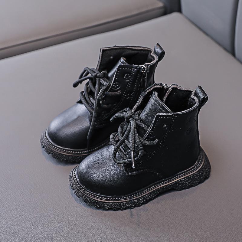 Kinder warme Martin Stiefel 2025 Herbst und Winter neue Jungen Britischer Stil plus Samt kurze Stiefel mittelgroße und kleine Kinder Lederstiefel Winter