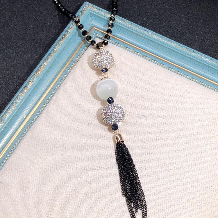 Retro Long Crystal Sweater Chain Women's Versatile Temperament Flower Pendant Necklace Fashion Ethnic Style Hanging Accessories