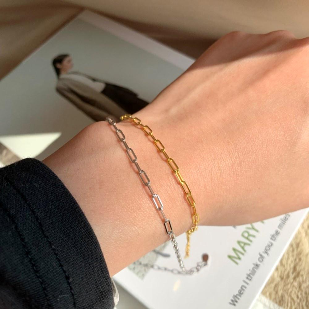 European & American Gold Stainless Steel Paperclip Chain Bracelet for Women