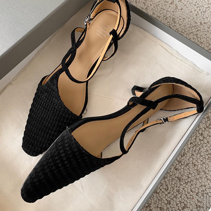 Square Head Thin Heel Side Air Medium Heel Sexy Rear Empty Leather Bag Head Sandals Spring 2025 New Fashion Women's Shoes