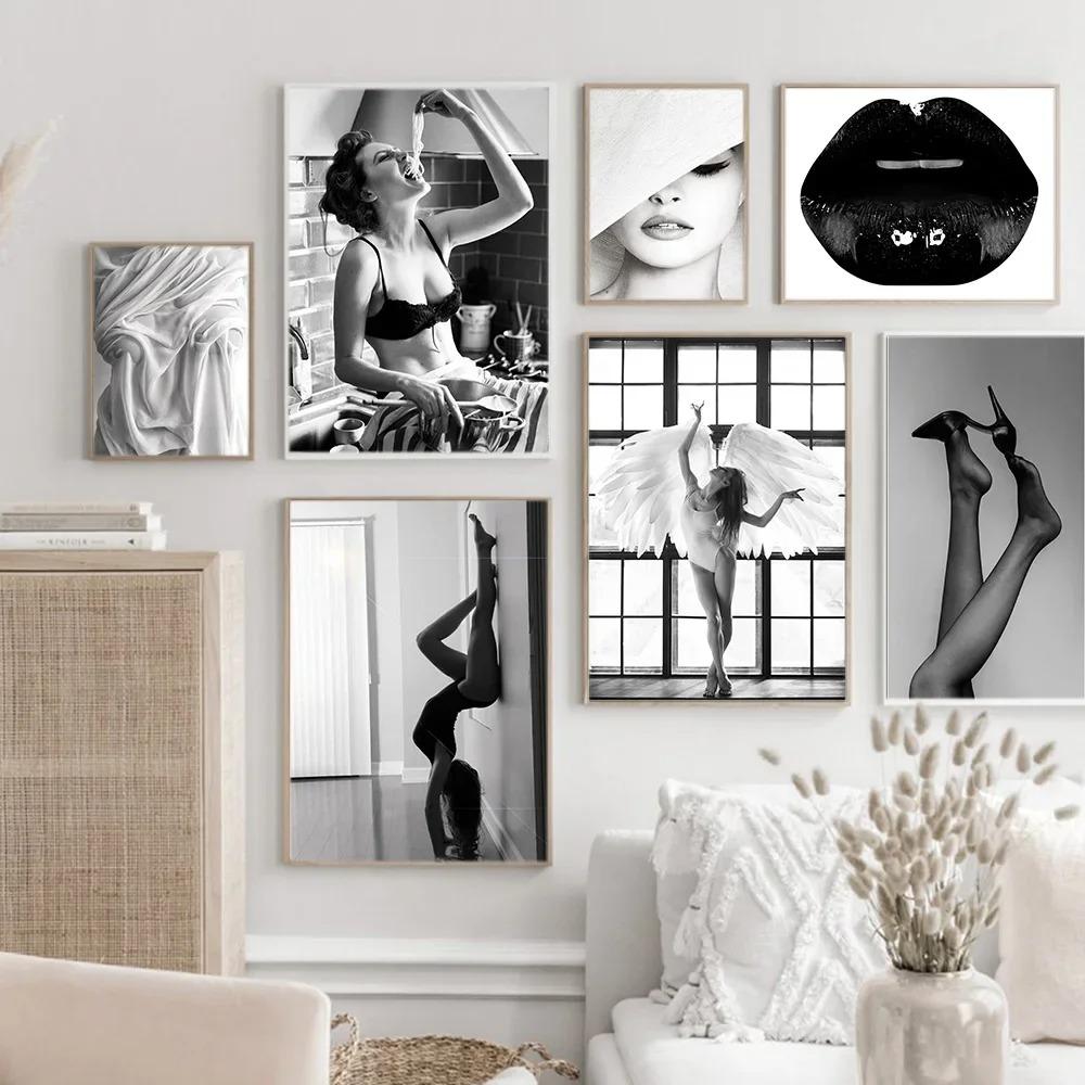 Black White Angel Wings Fashion Poster Nude Woman Wine Glass Canvas Print Painting Sexy Beautiful Girl Vintage Picture Home Deco