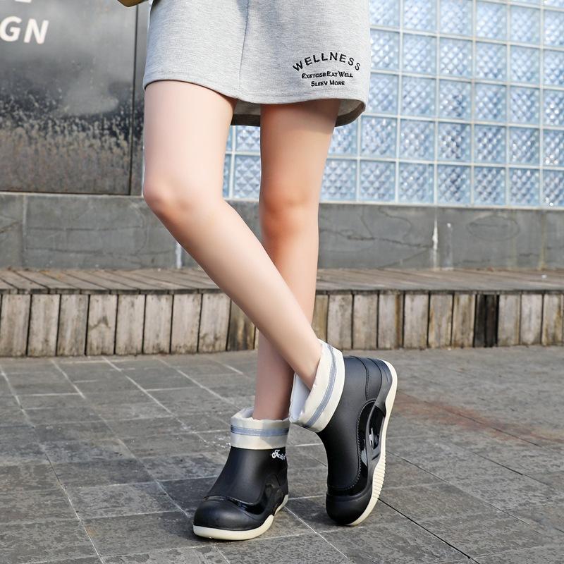 Női Divatos Csúszásmentes Vízálló Kopásálló Pamut Középtalp Esőcipő Könnyű Gumi Cipő