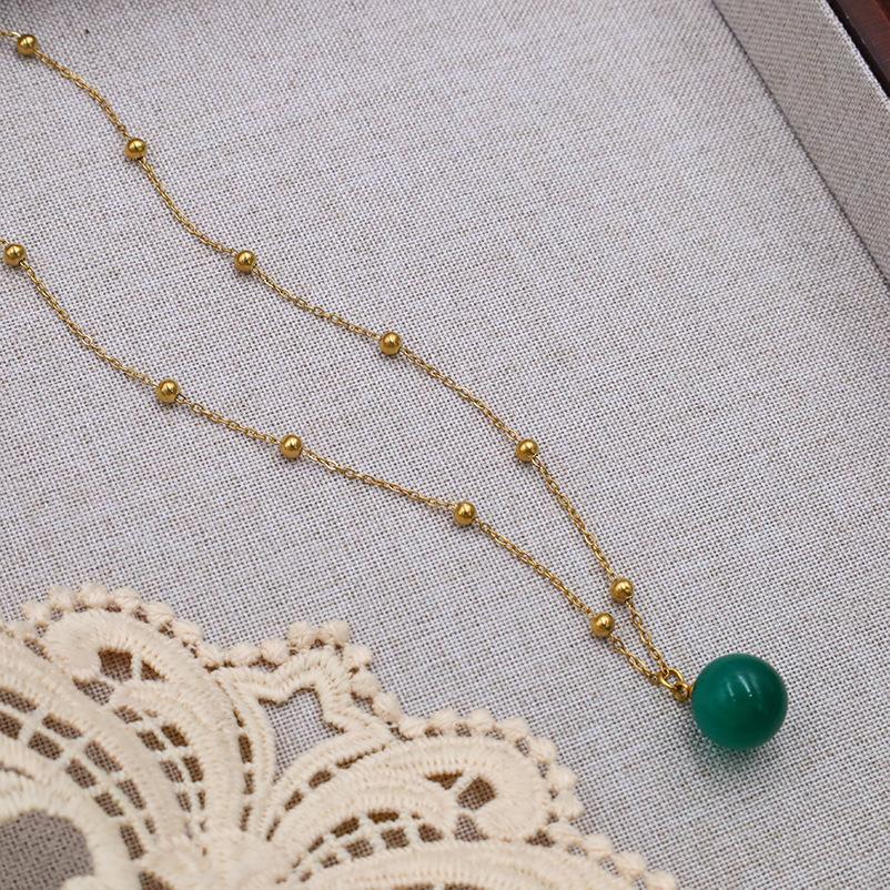 Wind Stainless Steel Necklace Retro Fashion Green Bead Pendant Collarbone Chain, Emerald Ball Necklace For Women