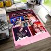 Blackpink Mitglieder Rosa Thema Bodenmatte Design für Schlafzimmer Wohnheim Balkon Arbeitszimmer Rutschfeste Teppich Büro Heimdekoration Geschenk für Festivals