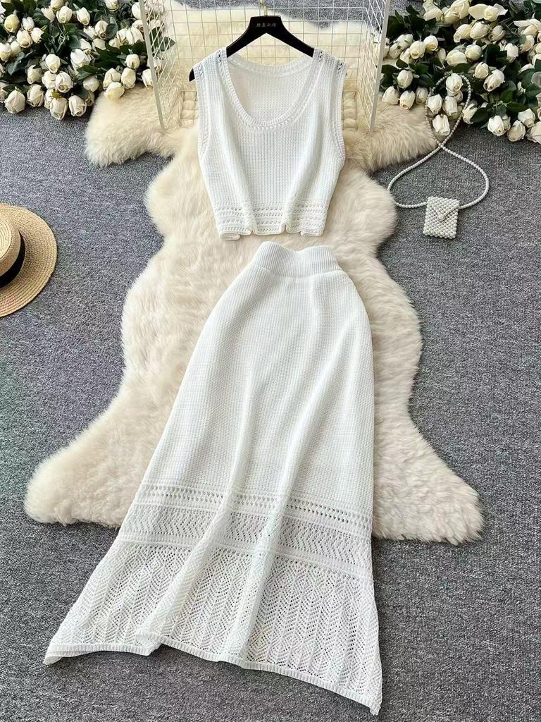 Korean Style Sleeveless Summer Knit Dress Set: Breathable, Slimming, Two-Piece Crochet Design for Women 2025