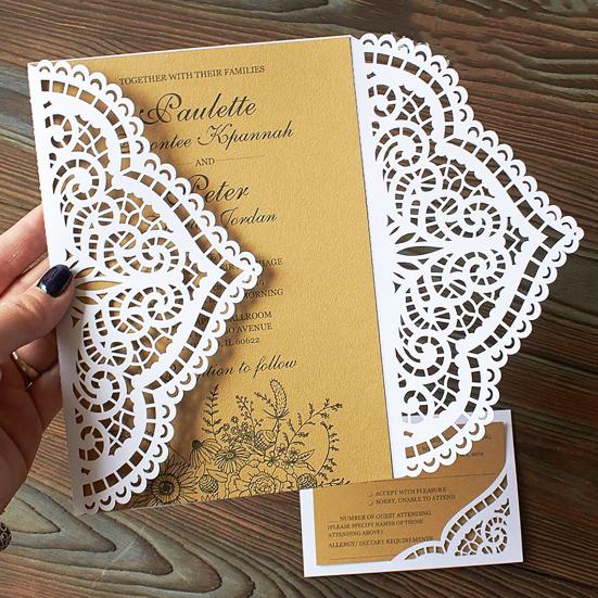 Blommig spetskort Kolstål Skärform Hantverkspappersform DIY Stansmallar