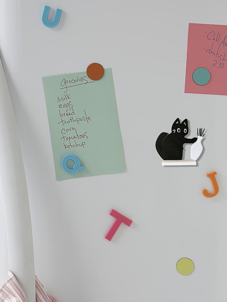 Černá kočka tlačící vázu Dekorace Kolekce kočičích vousů a Pamětní krabička Magnet na lednici Domácí kancelář Dekorace Perfektní dárek pro milovníky koček