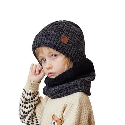 LEZOOY Pletená sada na krk pro podzim, teplá a větruodolná, s chrániči sluchu a fleecem, pletená čepice, perfektní pro sníh, pro chlapce, obvod hlavy Černá