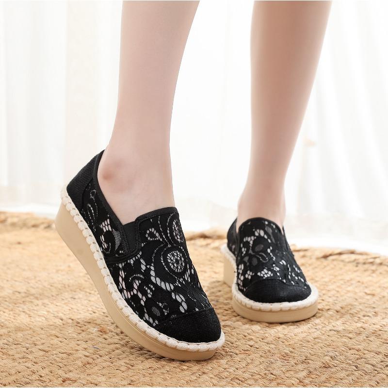 Women's Winter Furry Slip-Resistant Platform Sneakers/Boots - Thick Platform Height Increase
