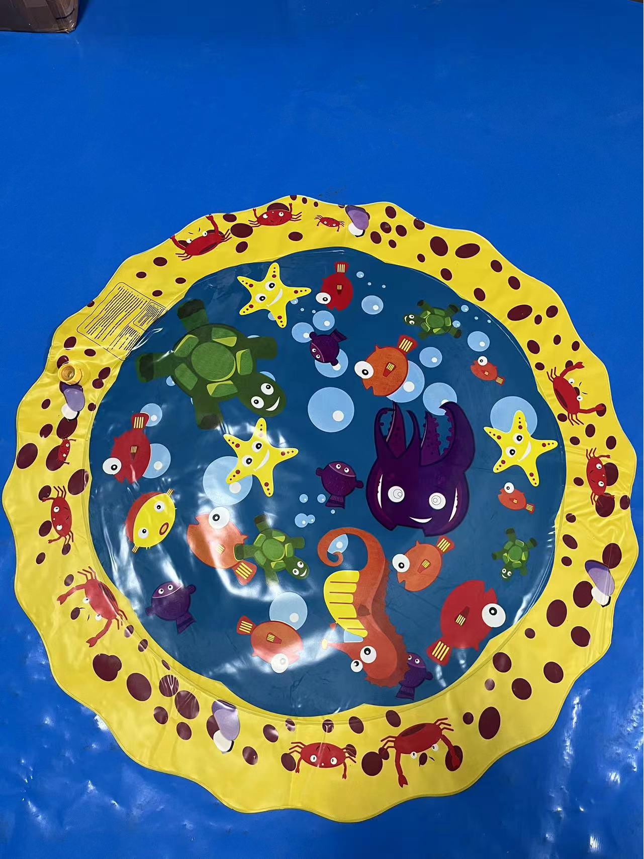 

Thickened PVC Pet Water Sprinkler Pad, Available in Diverse Styles and Sizes (100, 150, 170) As Shown