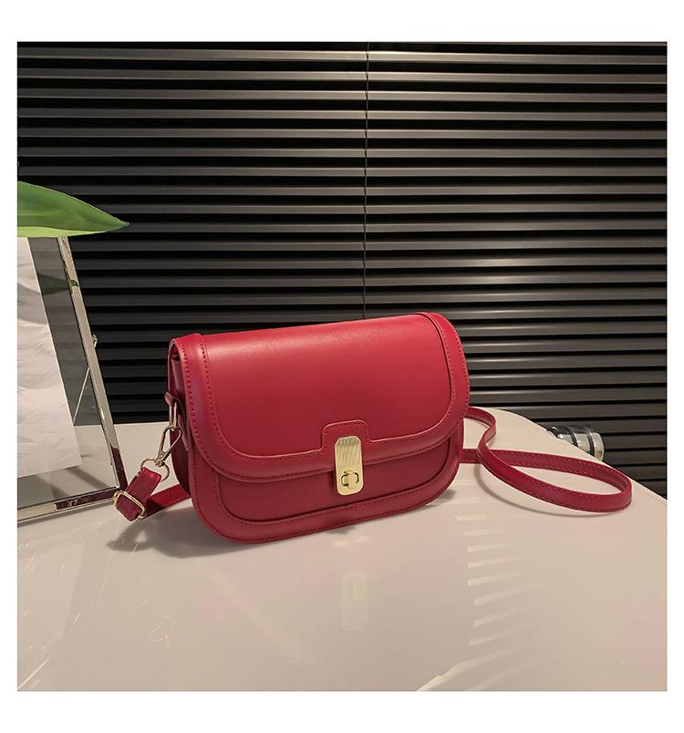 Textured Small Bag Women's 2025 New Trendy Fashion Retro Underarm Small Square Bag Autumn Shoulder Bag Messenger Bag