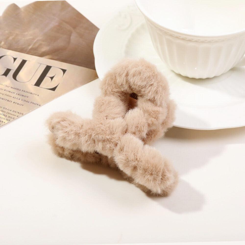 

2 шт., зимние заколки из искусственного меха, пушистые заколки в виде акулы, плюшевые заколки для волос, пушистые заколки-заколки хаки