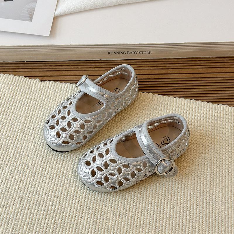 

Summer New Girls Leather Shoes Princess Hollow-out Embroidery Baby Girl Shoes Soft Bottom Kids Sneaker Chic Student Shoes J04111 23