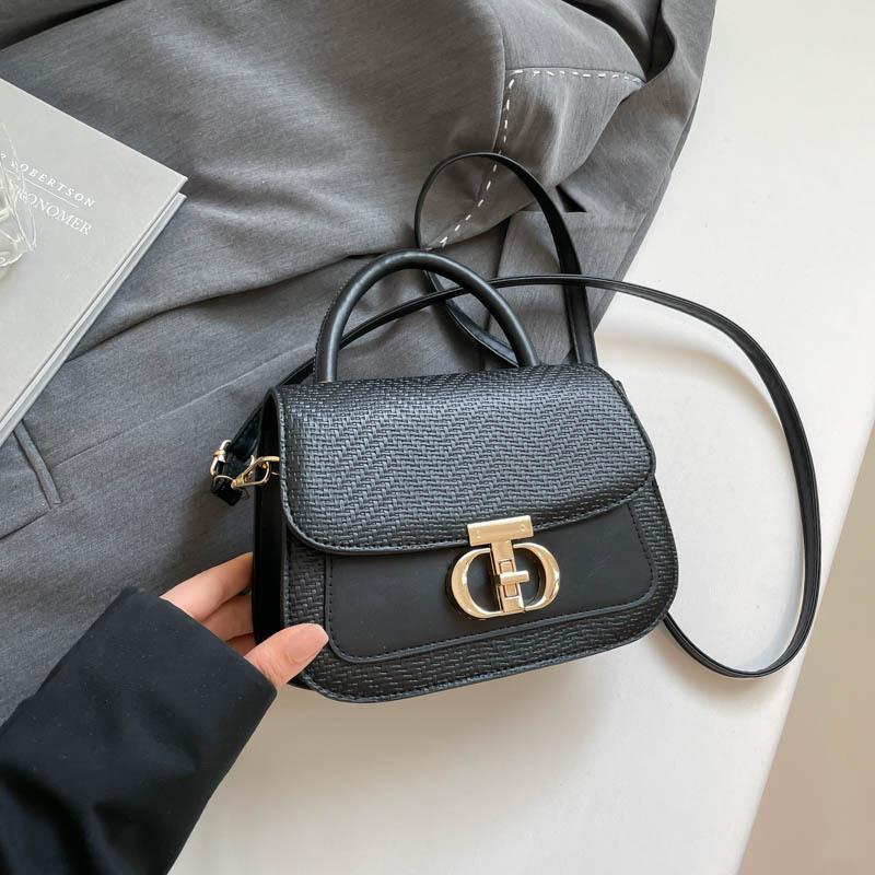 Retro Versatile Shoulder Underarm Bag Light Luxury Premium Texture Handheld Bag Women's Bag Crossbody Bag Women's