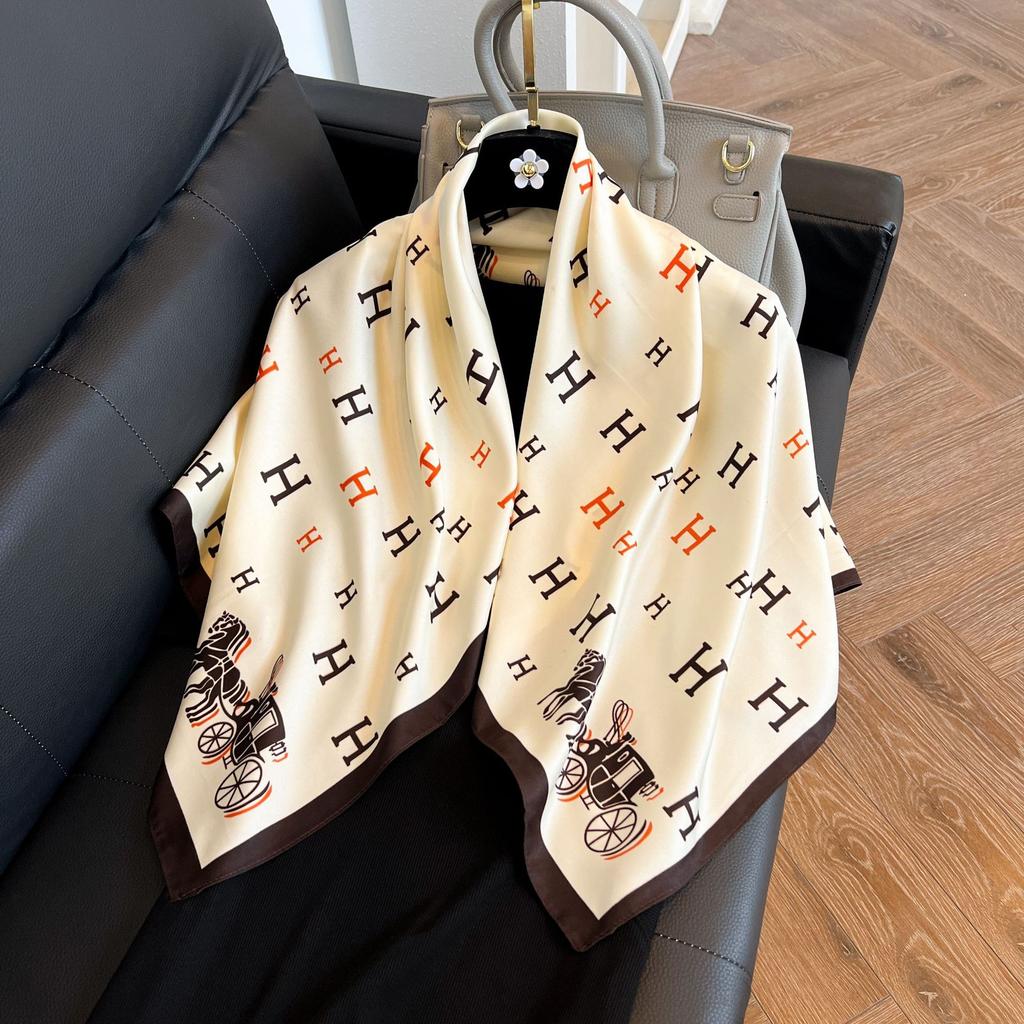New 91 square scarf silk scarf female alphabet printing four seasons fashion landscape painting retro printing square scarf versatile