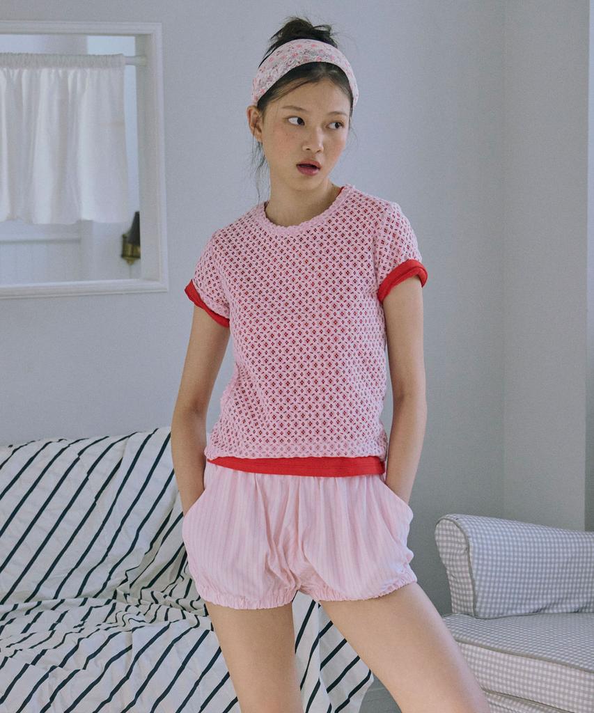 JUNEJUNE SPACE Slim Cut-Out Lace Top_Pink