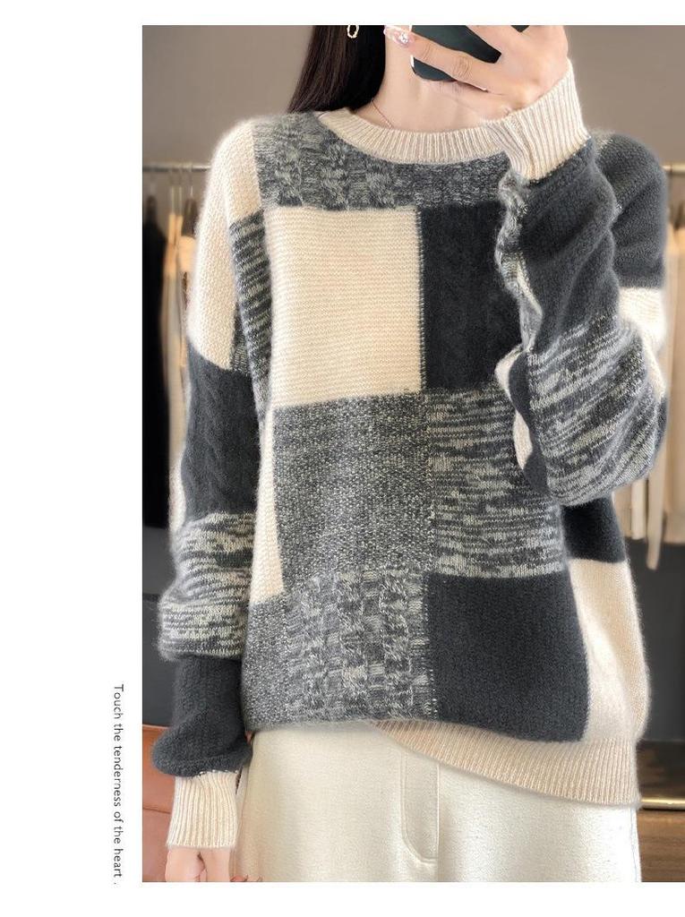 Women's Color Block Plaid Wool Sweater - Round Neck, Thickened Loose Fit, Cashmere Knit Base Layer for Autumn/Winter.