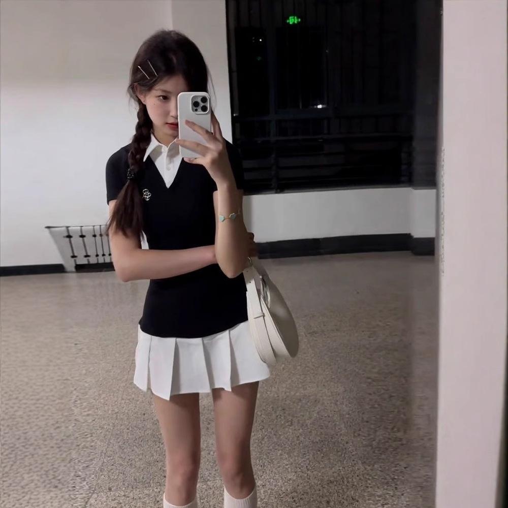 A Whole Set of Summer Wear Women's College Style, Small Hot Girls Wear JK Splicing Slim Pleated Dress