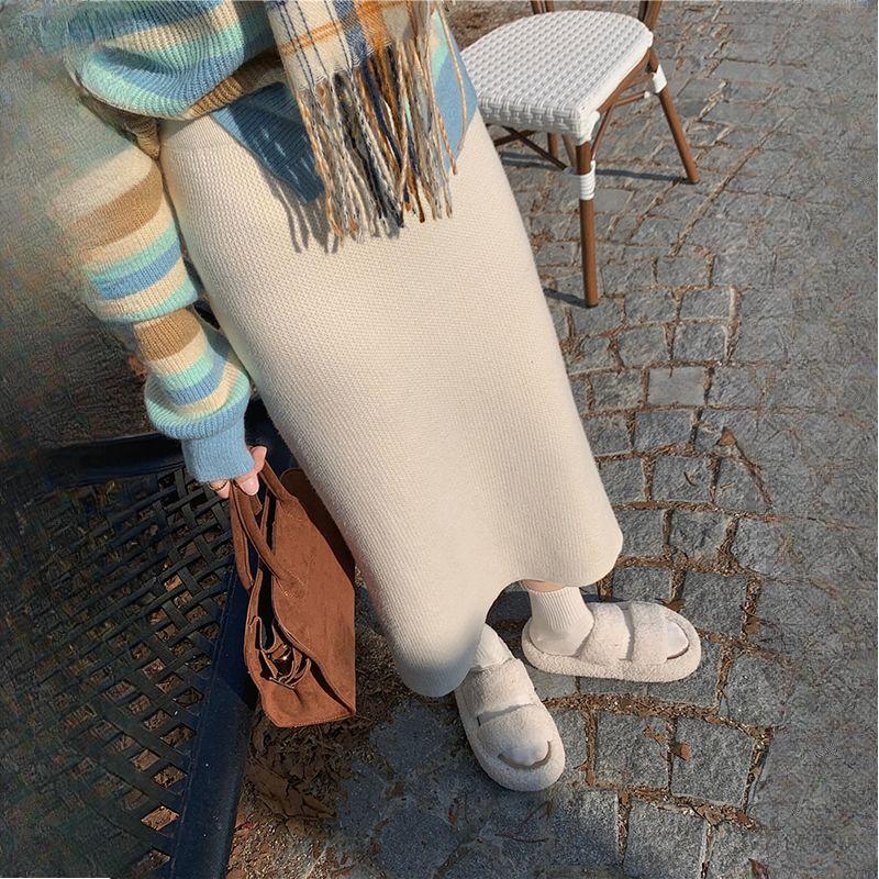 Women's Fleece-Lined Thickened Mink Fur Knitted Half Skirt Solid Color Versatile Minimalist High Waist Bodycon Pencil Straight Skirt with Split