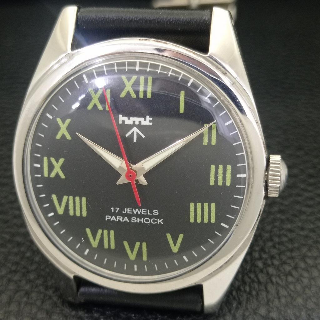 HMT HAND-WINDING INDIAN MENS VINTAGE ROMAN FIGURE BLACK DIAL WATCH a702849-1 R211-a702849