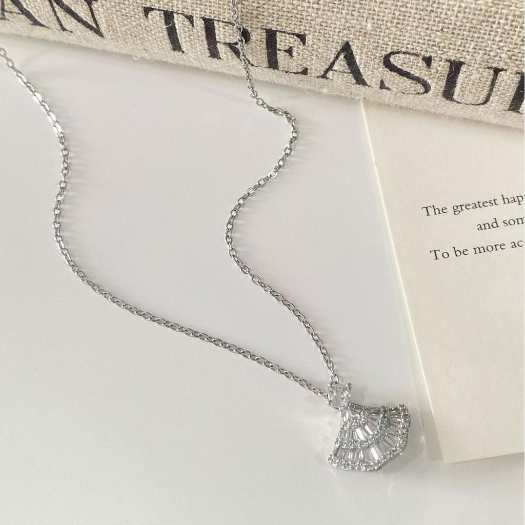 Exquisite Zirconia Pendant Necklace: French Fan Design with Skirt Hem and Collarbone Chain