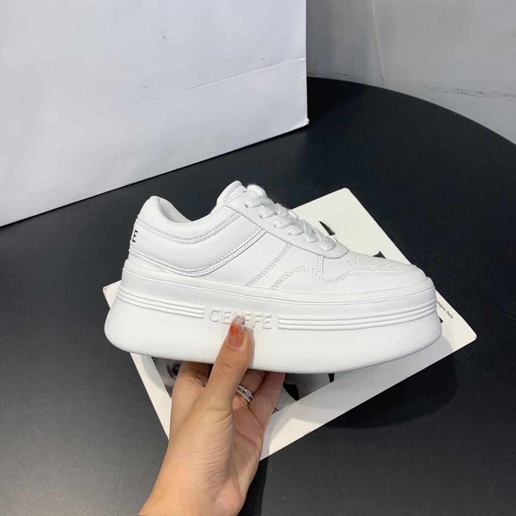 Superleichte Plateau Weiße Schuhe Damen Neue Muffin-Schuhe Echtes Leder Reinweiß Lässig Allround-Passend Erhöhte Sneaker