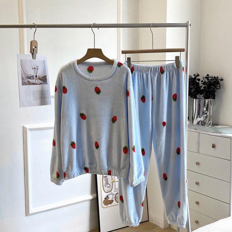 Women Warm Flannel Pajamas Long-sleeved Coral Fleece Sleepwear
