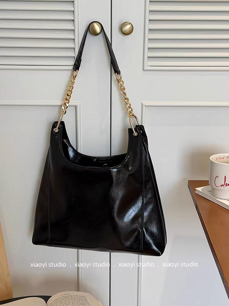 Large Capacity Commuting Women's Shoulder Bag Autumn New Black PU Leather Chain Armpit Bags Retro Casual Shopping Handbags