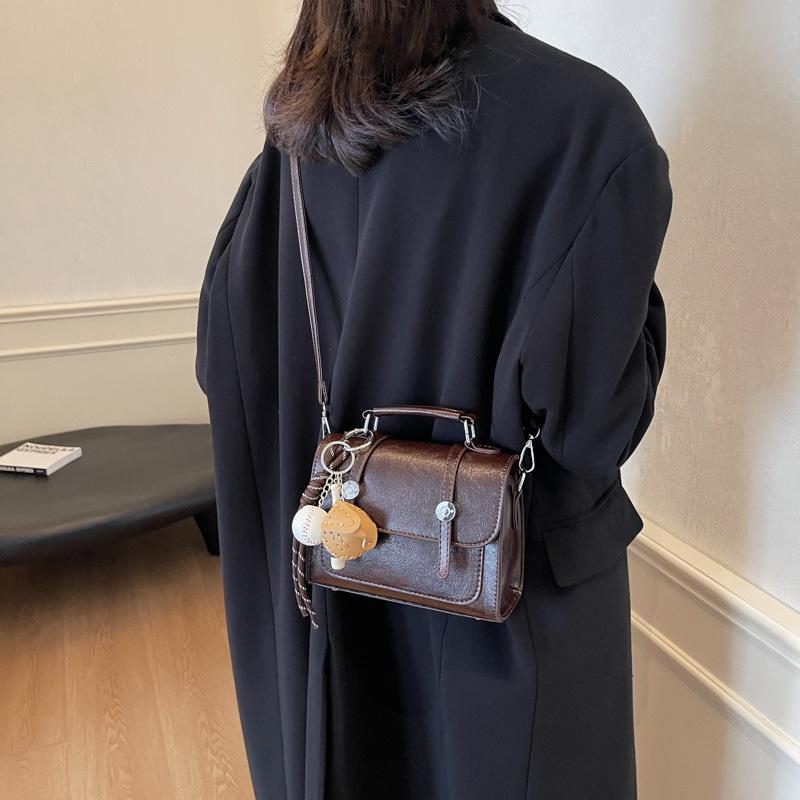 Niche American Texture Portable Small Bag Women's 2025 New Trendy Versatile Commuter Bag Shoulder Messenger Bag