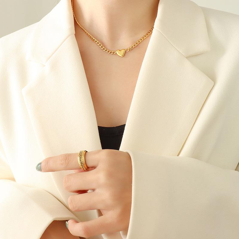 18K Gold-Plated Titanium Steel Clavicle Necklace - Trendy European & American Style Jewelry for Women