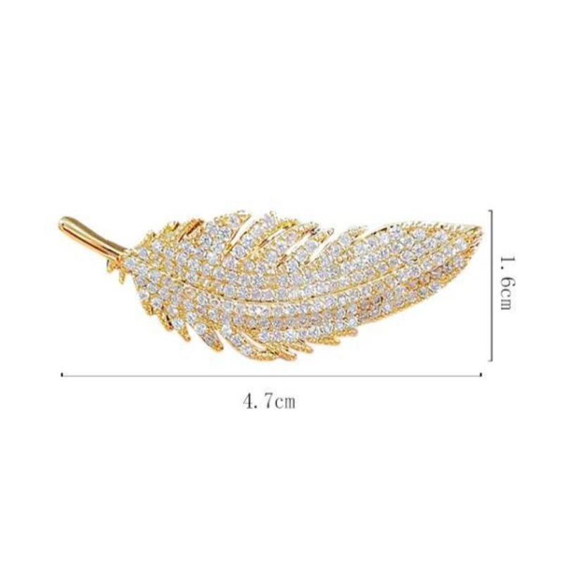 1Pc Feather Brooch Temperament Exquisite Leaf Chest Flower Suit Jacket Coat Accessories Birthday Party Jewelry Gifts