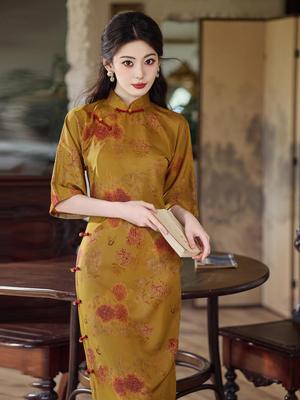 Loshbo New Autumn Qipao: Retro-Inspired Large Sleeves Dress In High-End Chinese National Style