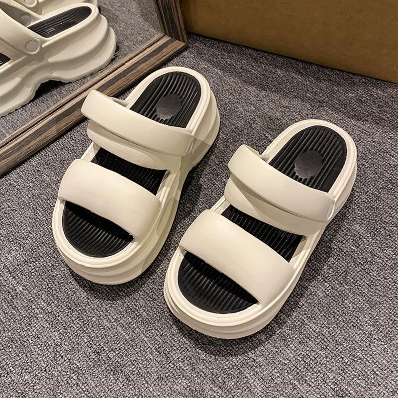 

Новинка 2024 года, толстые тапочки из ЭВА, уличные домашние женские сандалии на платформе, удобные летние пляжные сандалии на мягкой подошве, которые можно носить 40-41(fit 39-40) белый