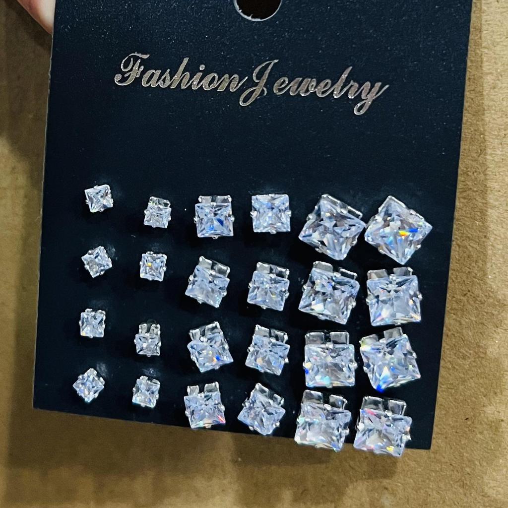 XP17 Gold Geometric Pearl Hoop Earring Set