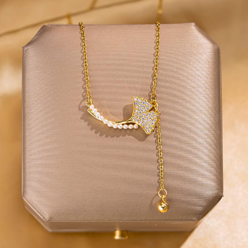 Retro Butterfly Flower Pendant Fashion Titanium Steel Choker Necklace Irregular Versatile Women
