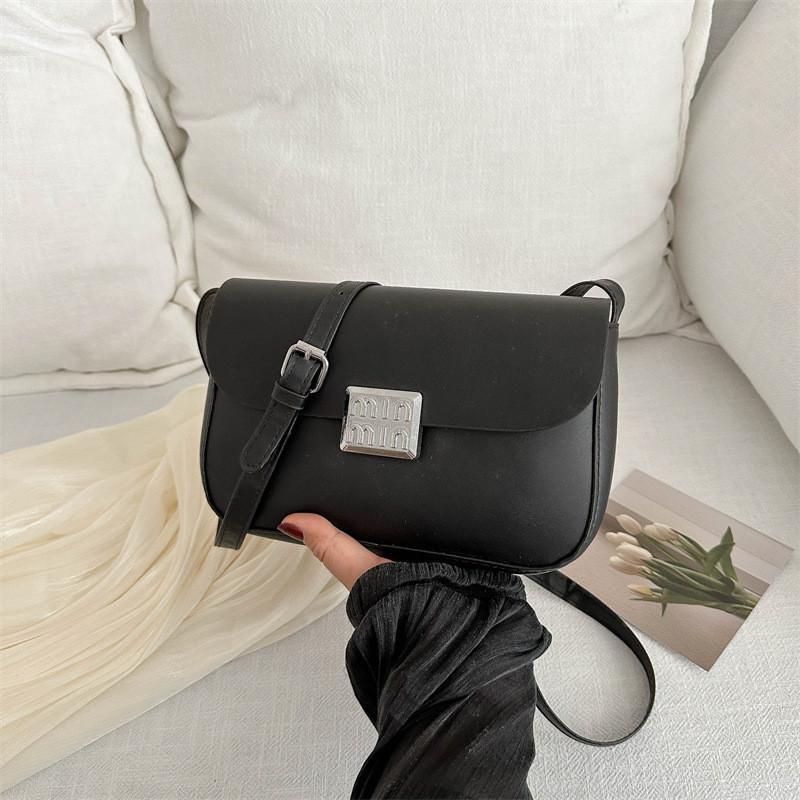 Stylish And Minimalist 2024 Spring Small Shoulder Bag For Women Trendy Pu Saddle Bag