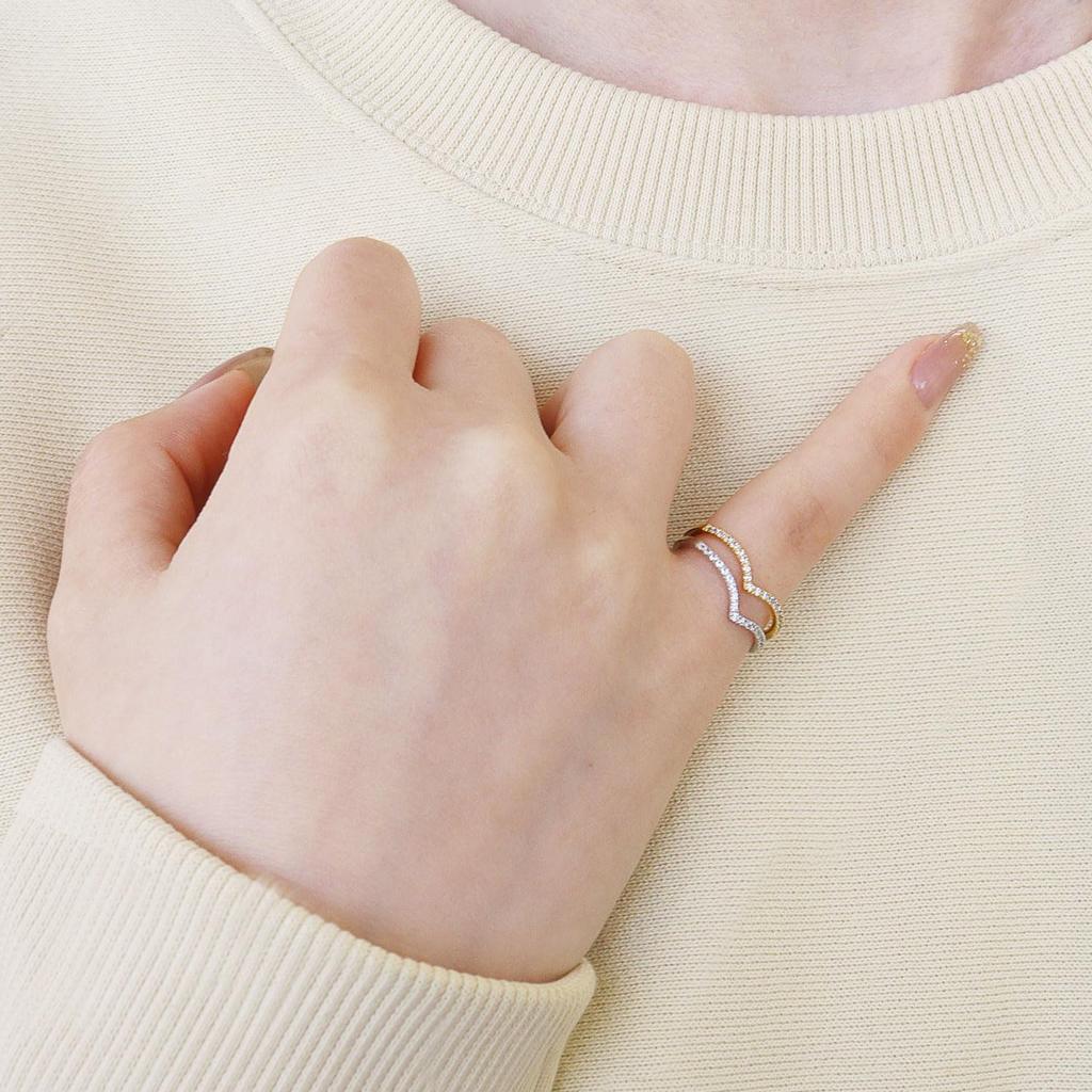 Lala Christie Pinky Silver 925 and Yellow V Design with Cubic Size 3 Women's Ring, Gold, Zirconia,