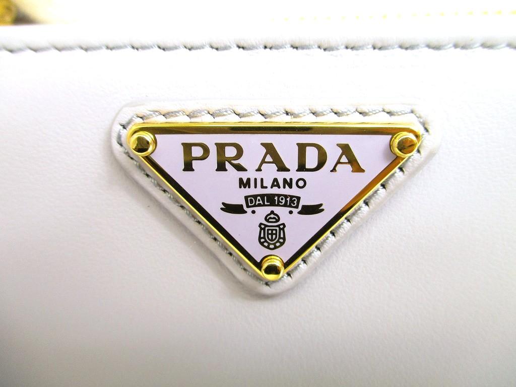 Carteira Dobrável Autêntica PRADA em Couro Roxo Claro Carteira Compacta #b055 Caixa Aberta